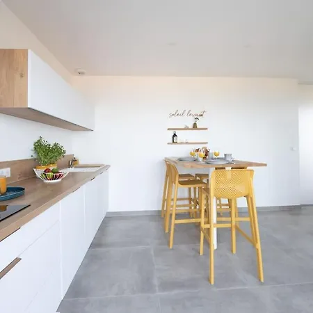 Villa-soleil-levant Vue Panoramique Villa *